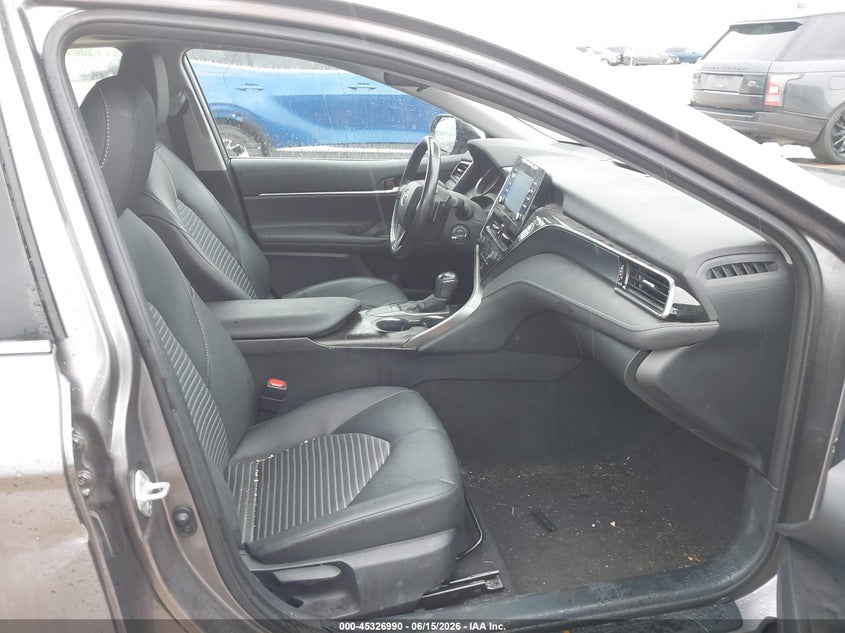 TOYOTA CAMRY - zdjęcie 5