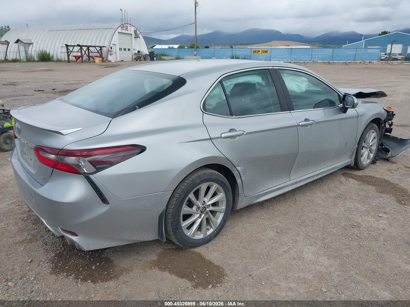 2021 TOYOTA CAMRY auction photo 4