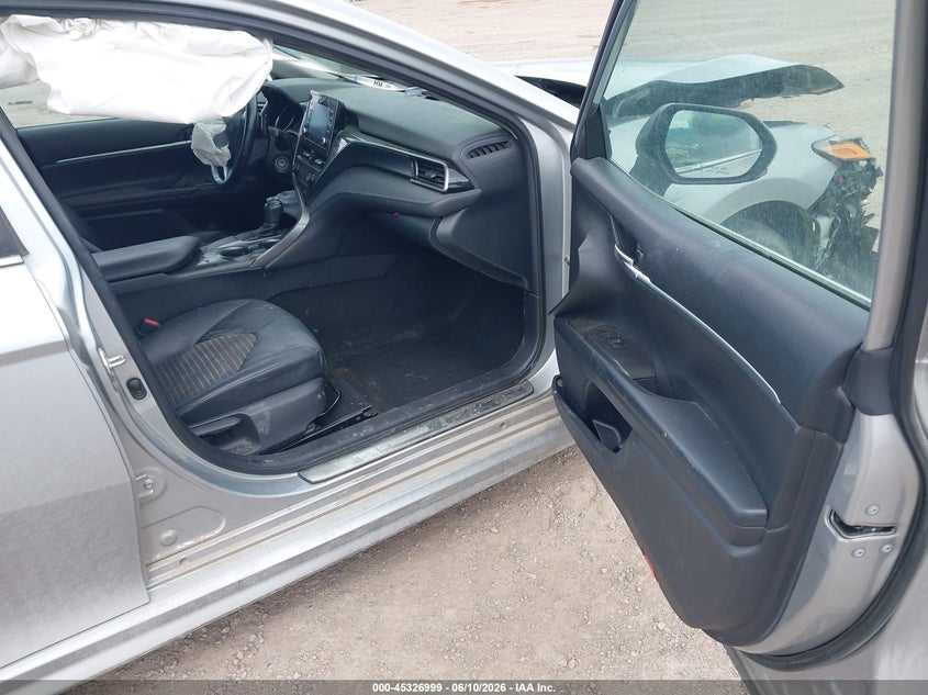 2021 TOYOTA CAMRY auction photo 5