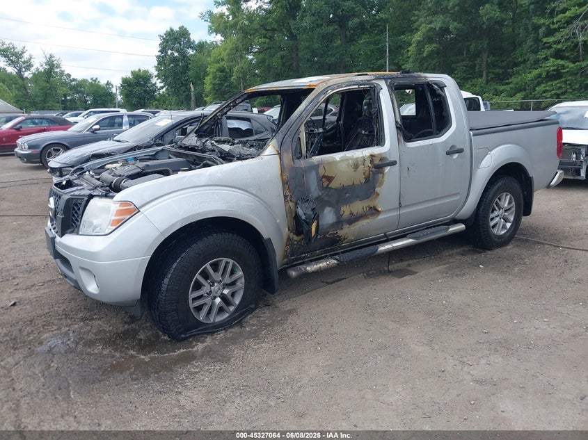 2019 NISSAN FRONTIER auction photo 2