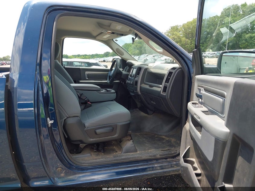 RAM 1500 CLASSIC 2019 VIN 3C6JR6DG4KG569394