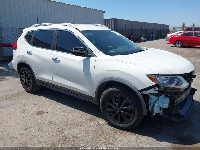 2017 NISSAN ROGUE SV