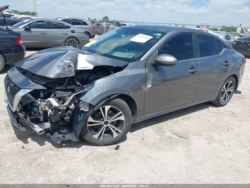 2022 NISSAN SENTRA auction photo 2