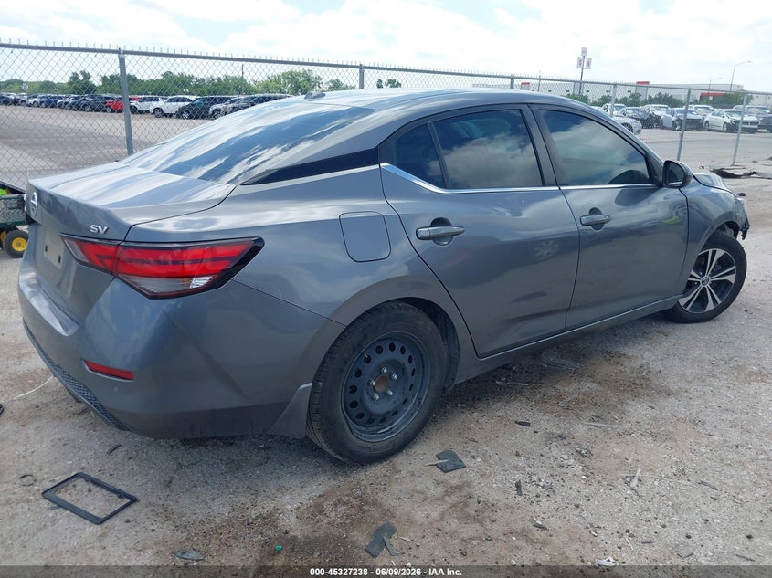 2022 NISSAN SENTRA auction photo 4
