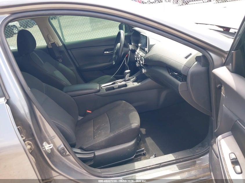 2022 NISSAN SENTRA auction photo 5