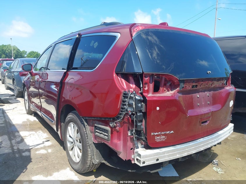 Vin: 2c4rc1bgxhr788320, lot: 45825225, chrysler pacifica touring-l 20173