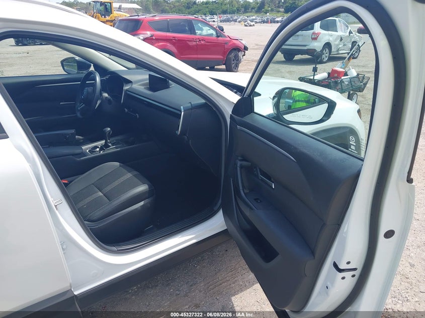 2024 MAZDA CX-50 2.5L I-4 DI, DOHC, V(VIN: 7MMVABAM0RN229987