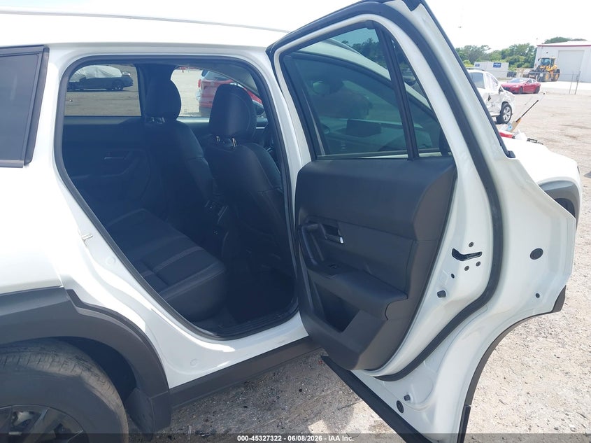 MAZDA CX-50 - zdjęcie 8