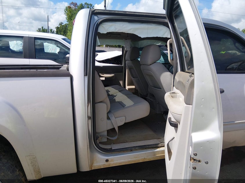 2011 GMC SIERRA 1500 auction photo 8