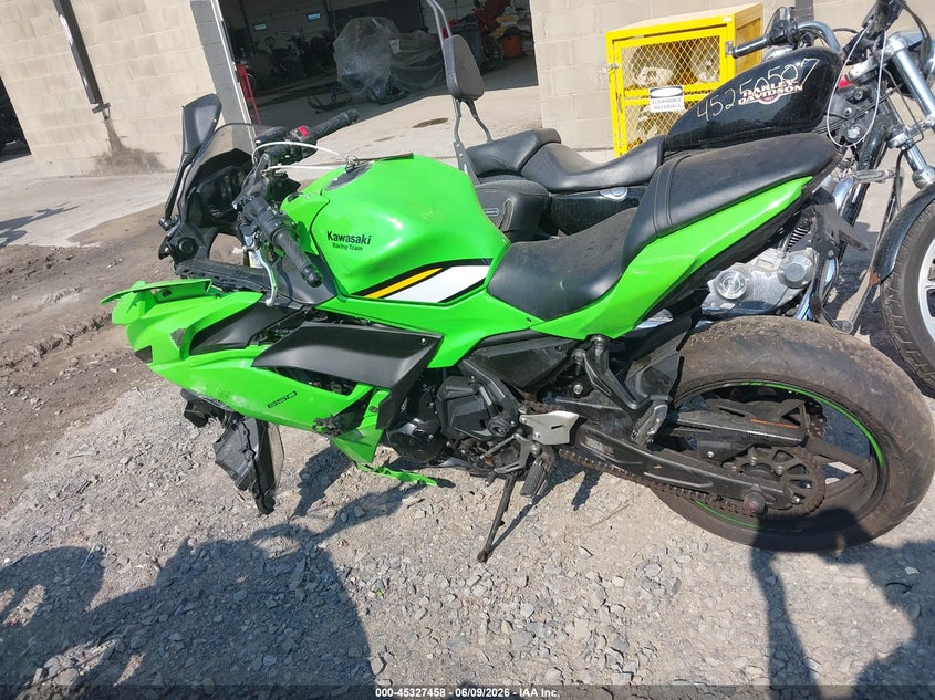 2025 Kawasaki Ex650 P VIN: ML5EXEP11SDAD8502 Lot: 45327458