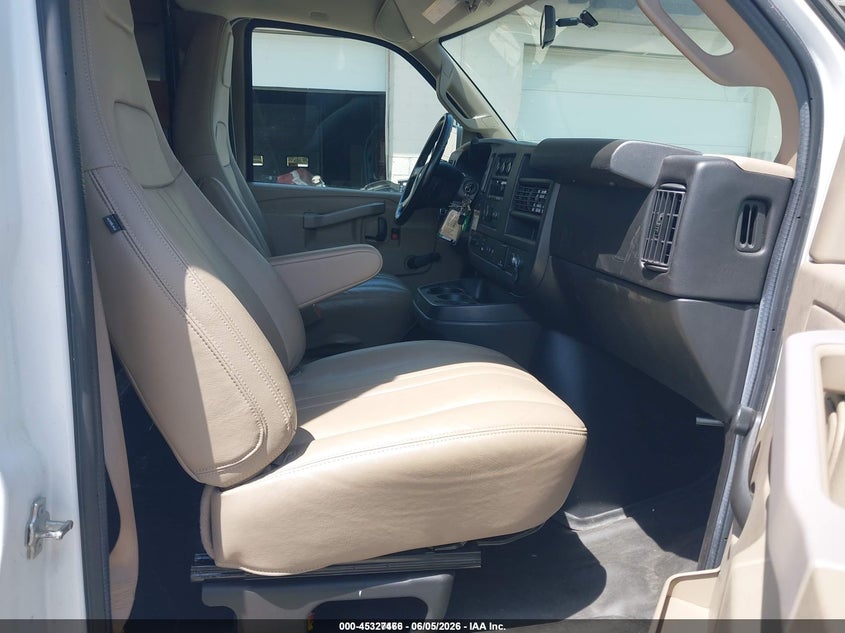 2016 CHEVROLET EXPRESS CUTAWAY auction photo 5