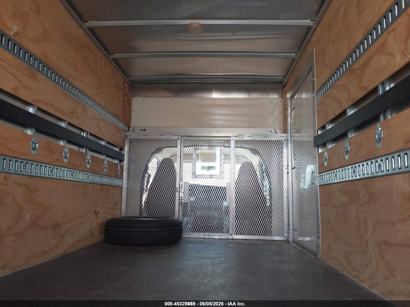 2016 CHEVROLET EXPRESS CUTAWAY auction photo 8