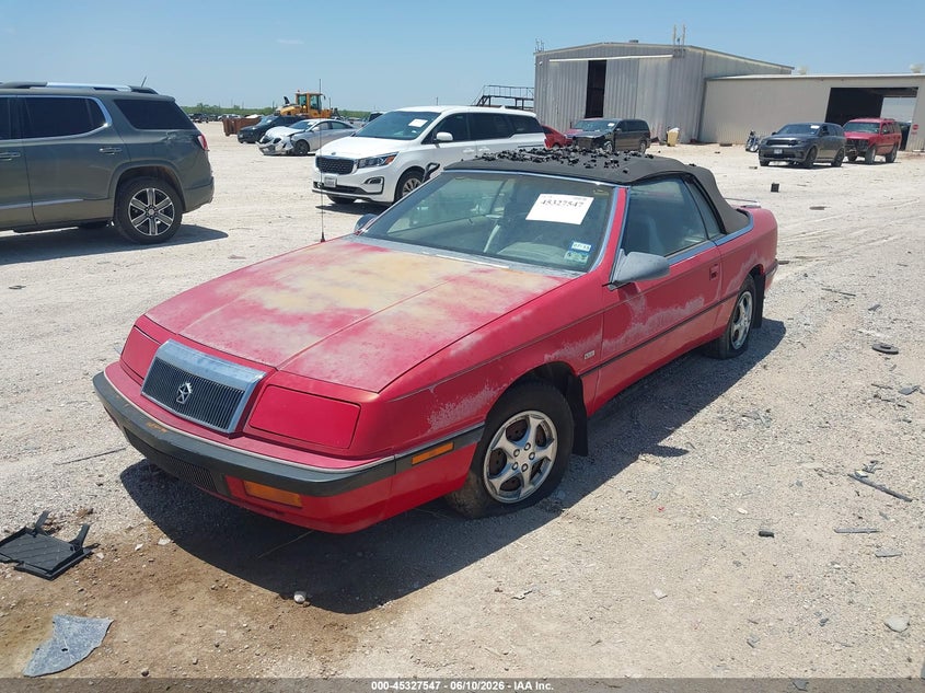 1991 CHRYSLER LEBARON auction photo 2