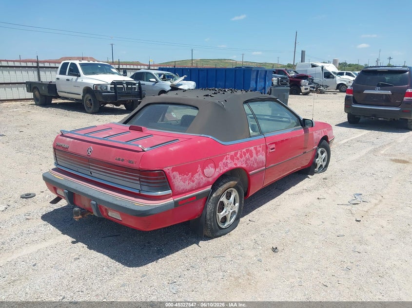 1991 CHRYSLER LEBARON auction photo 4