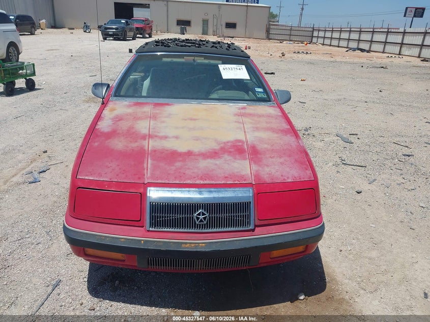 1991 CHRYSLER LEBARON auction photo 6