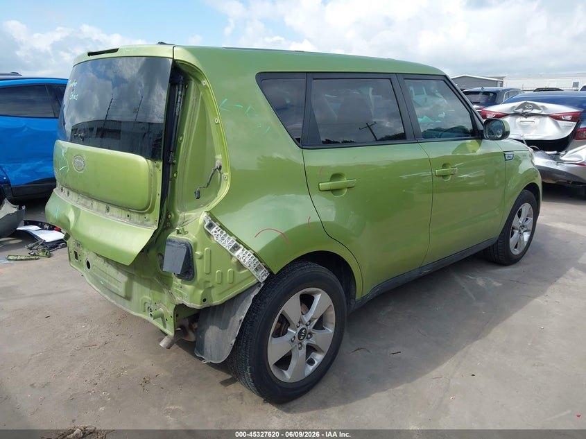 2017 KIA SOUL auction photo 4