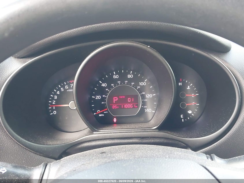 2017 KIA SOUL auction photo 7