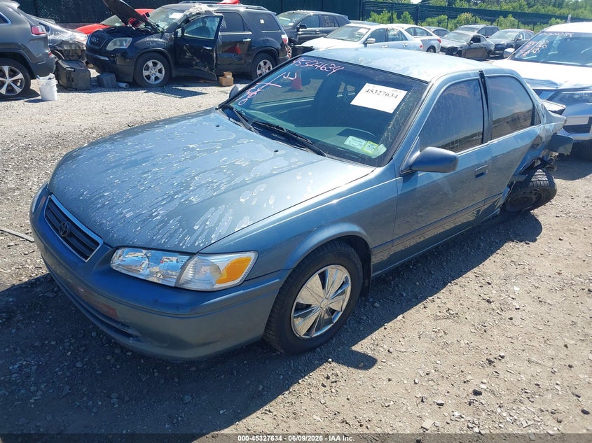 2001 Toyota Camry Le 4T1BG22K01U824553 photo 1