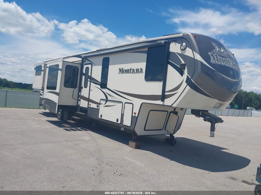 2016 Keystone Montana Series M-379