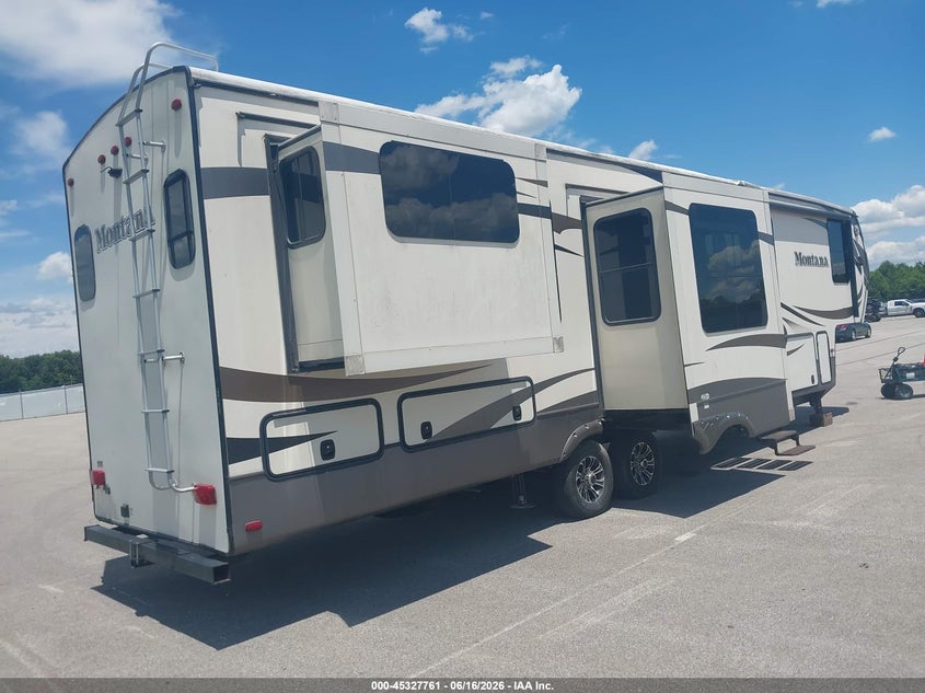2016 KEYSTONE MONTANA SERIES M-379 auction photo 4