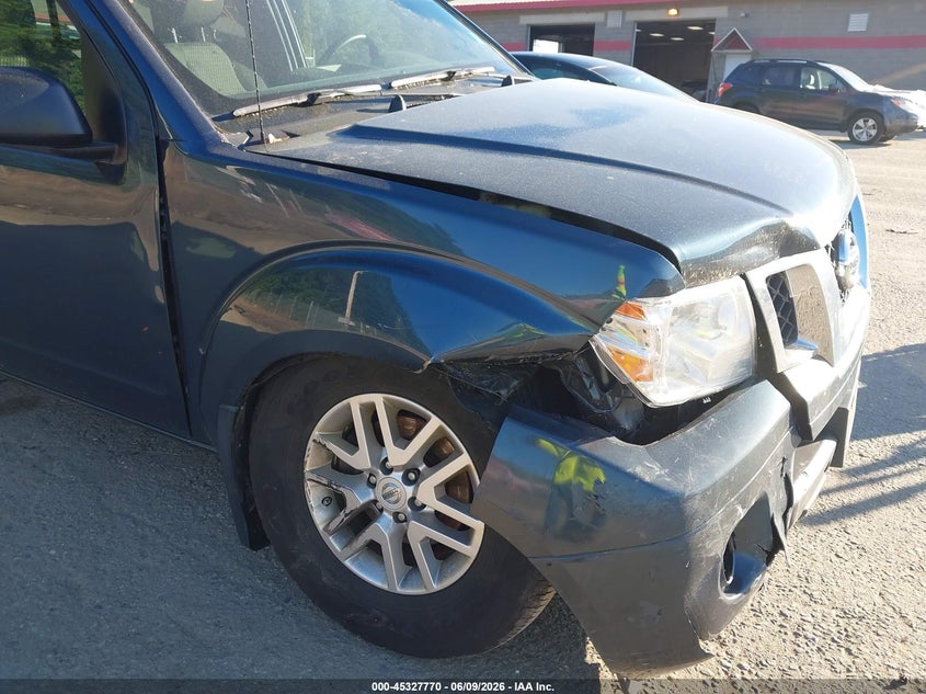 2014 NISSAN FRONTIER auction photo 6