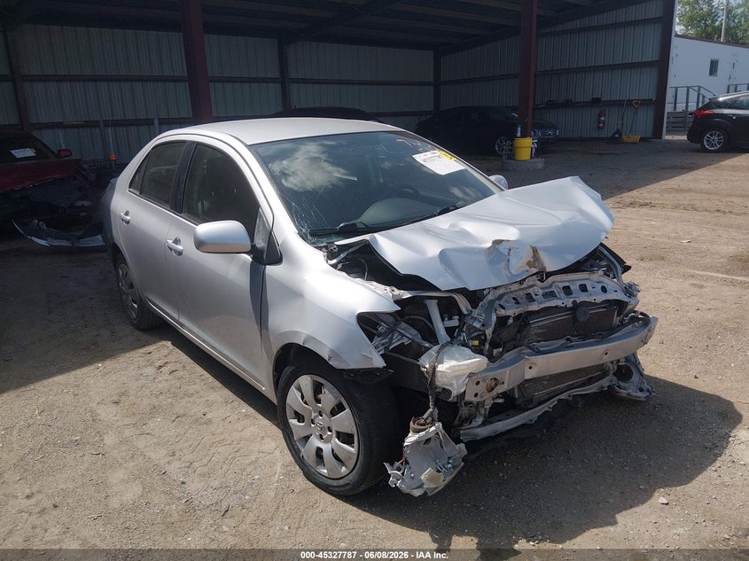 Vin: jtdbt4k31a1362462, lot: 45825720, toyota yaris 2010 img_1