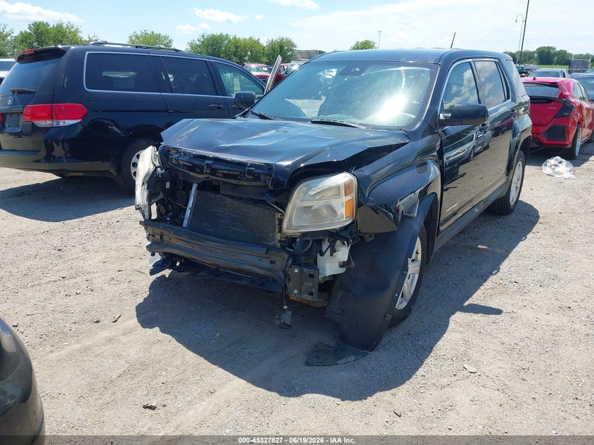 2014 GMC TERRAIN auction photo 2