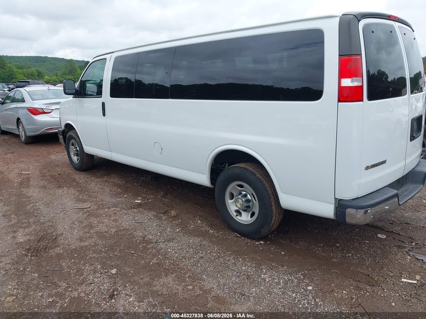 2024 CHEVROLET EXPRESS PASSENGER 6.6L V-8 DI, VVT, 40(VIN: 1GAZGPF79R1275138