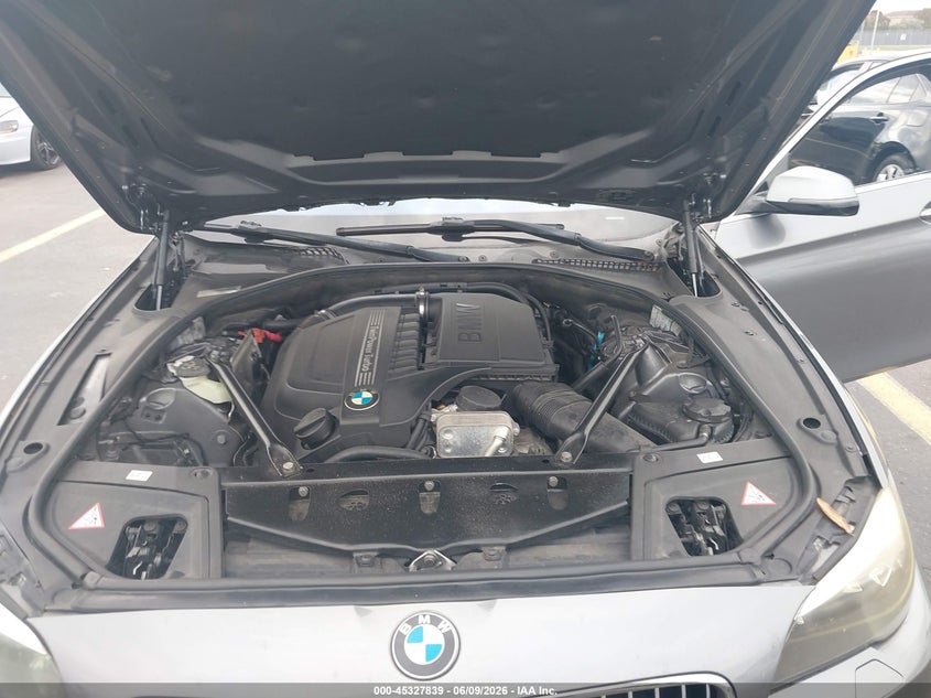 2016 BMW 5ER SEDAN 3.0L I-6 DI, DOHC, VVT, TURBO, 300HP