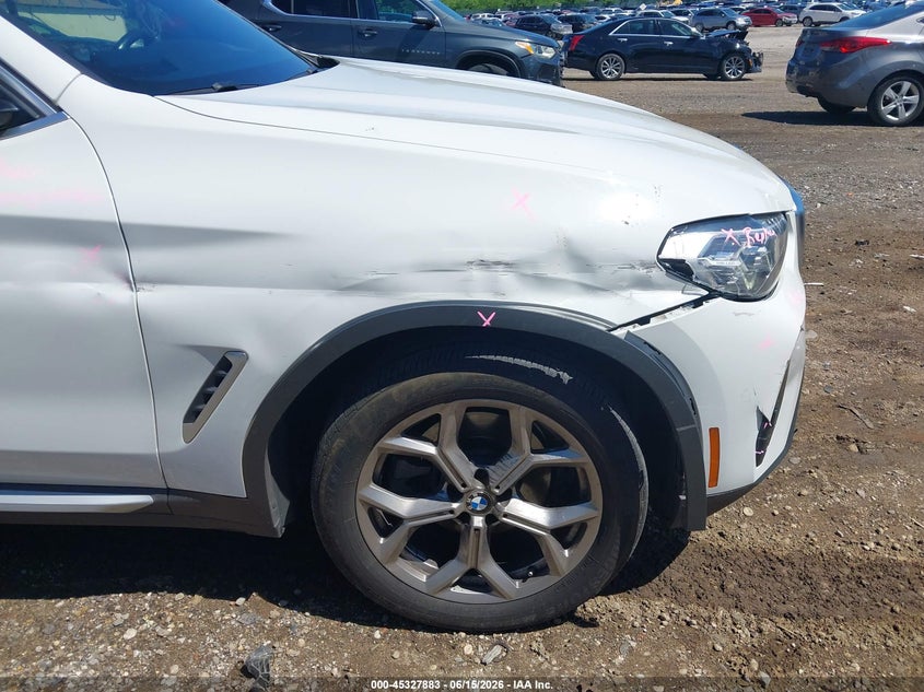 2022 BMW X4 auction photo 6