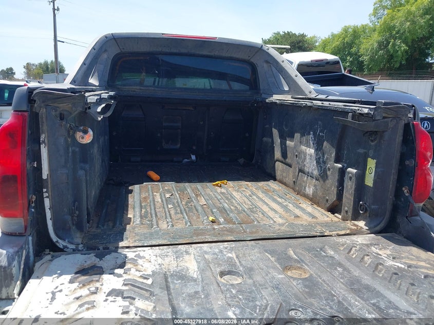 2004 Chevrolet Avalanche 1500 VIN: 3GNEC12T84G329063 Lot: 45327918