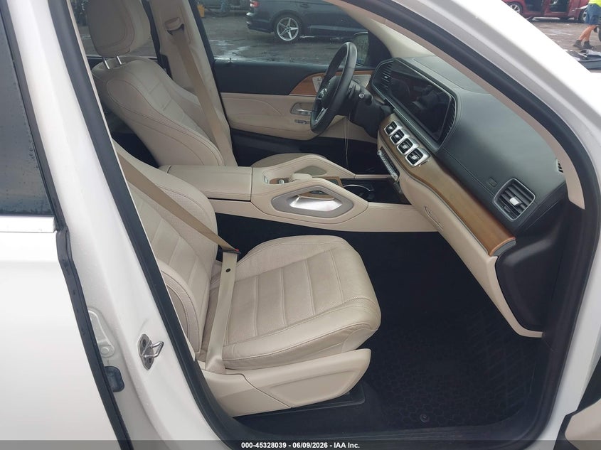 2022 MERCEDES-BENZ GLS 450 4MATIC — Photo 5