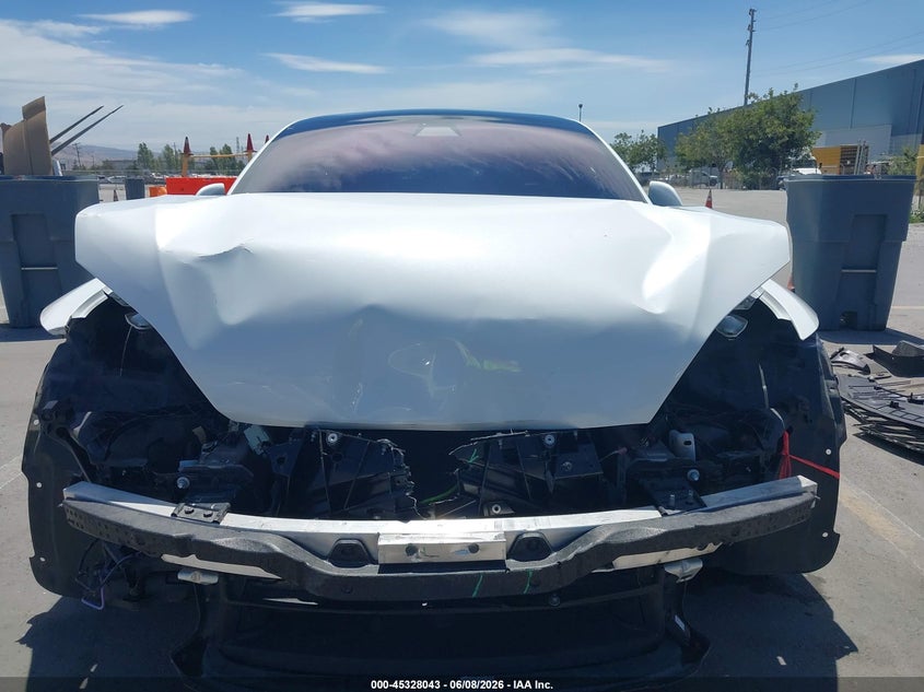 2021 Tesla Model S Plaid Tri Motor All-Wheel Drive VIN: 5YJSA1E65MF447262 Lot: 45328043