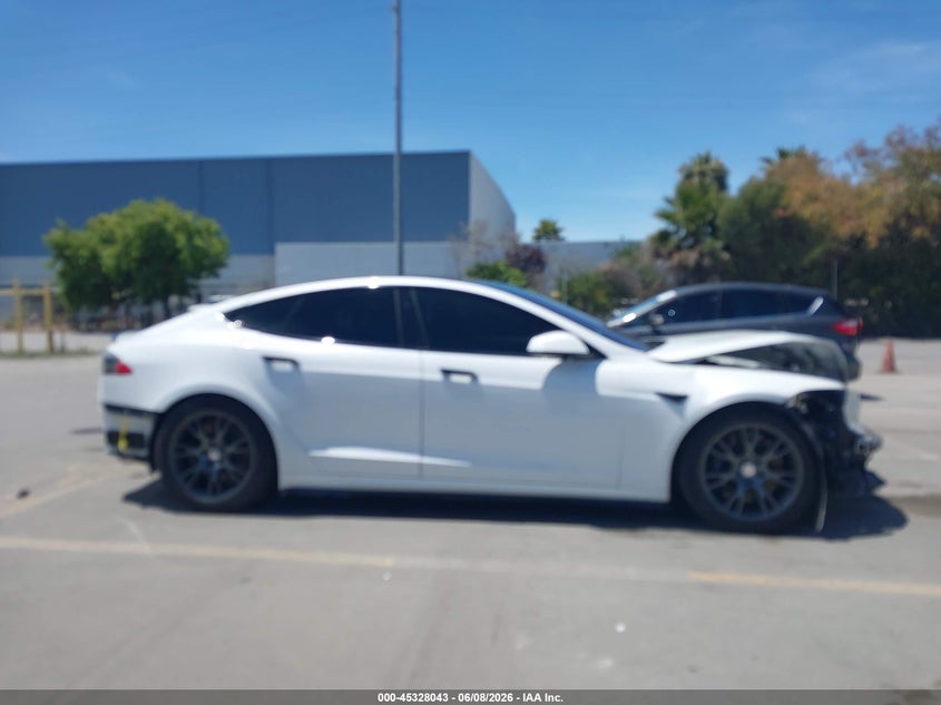 2021 Tesla Model S Plaid Tri Motor All-Wheel Drive VIN: 5YJSA1E65MF447262 Lot: 45328043