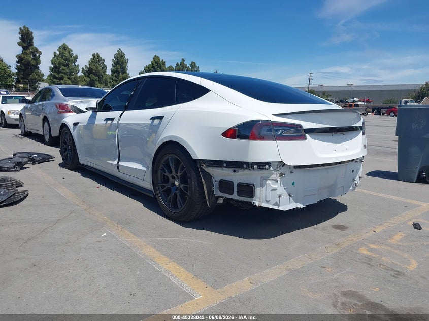 Vin: 5yjsa1e65mf447262, lot: 45825976, tesla model s plaid tri motor all-wheel drive 20213