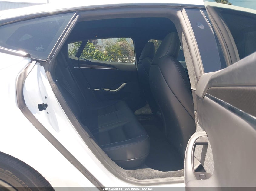 2021 TESLA MODEL S ELECTRIC(VIN: 5YJSA1E65MF447262