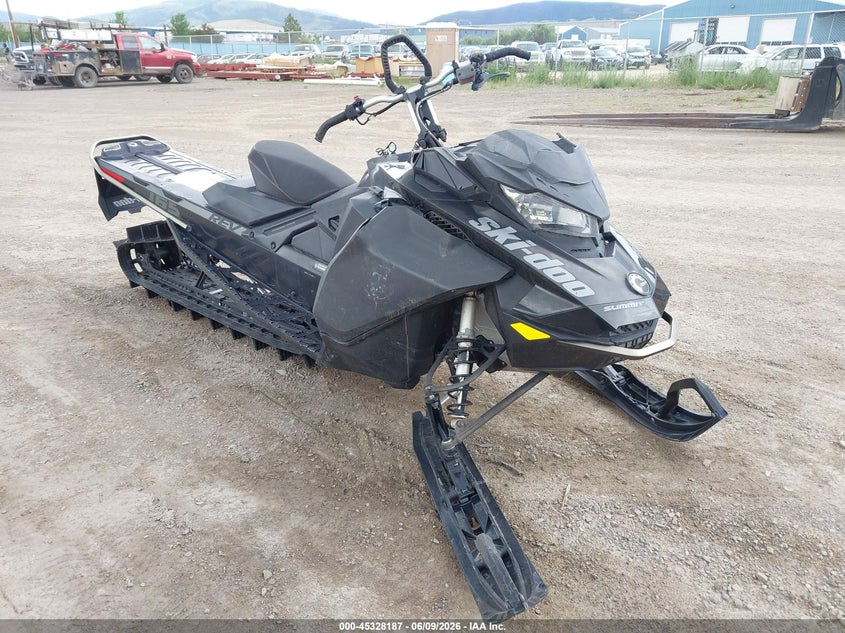 2020 SKI-DOO SUMMIT SP 850 E-TEC auction photo 1
