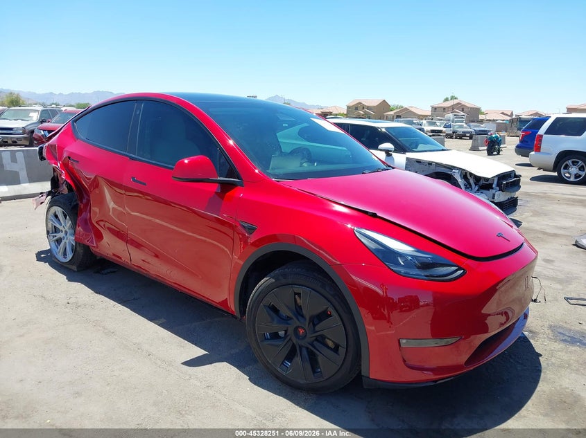 Vin: 7saygdee2nf546563, lot: 45826184, tesla model y long range dual motor all-wheel drive 2022 img_1