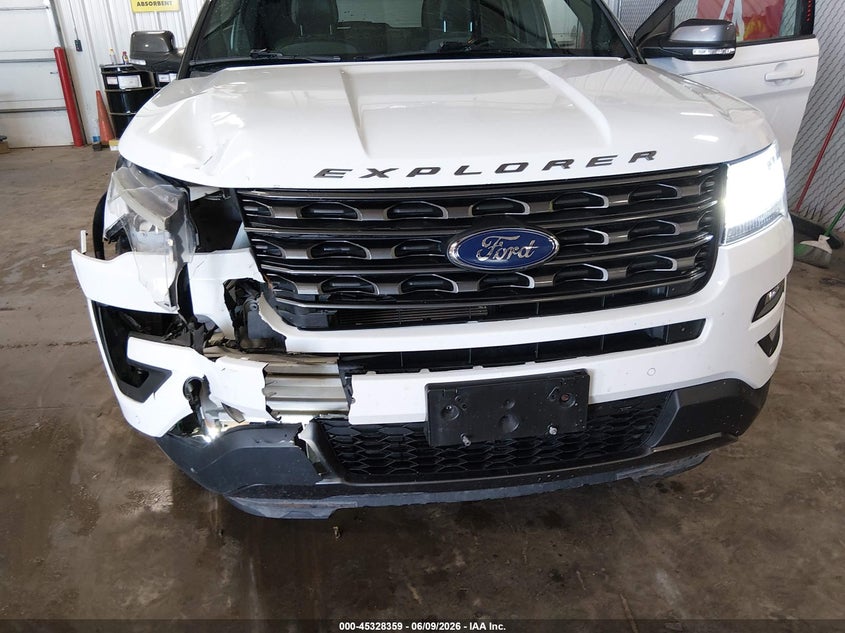 2017 FORD EXPLORER auction photo 6