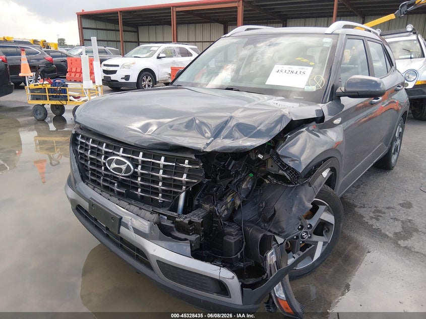 2024 HYUNDAI VENUE auction photo 6