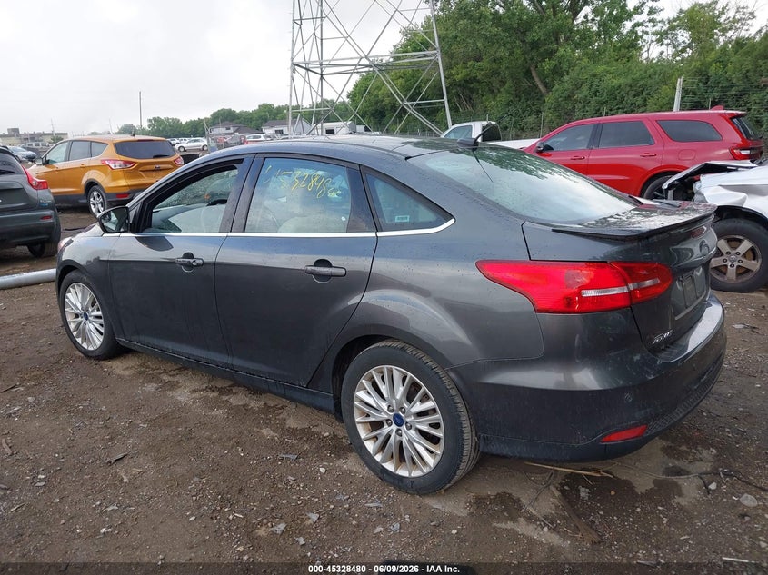 Vin: 1fadp3j28jl280710, lot: 45826413, ford focus titanium 20183