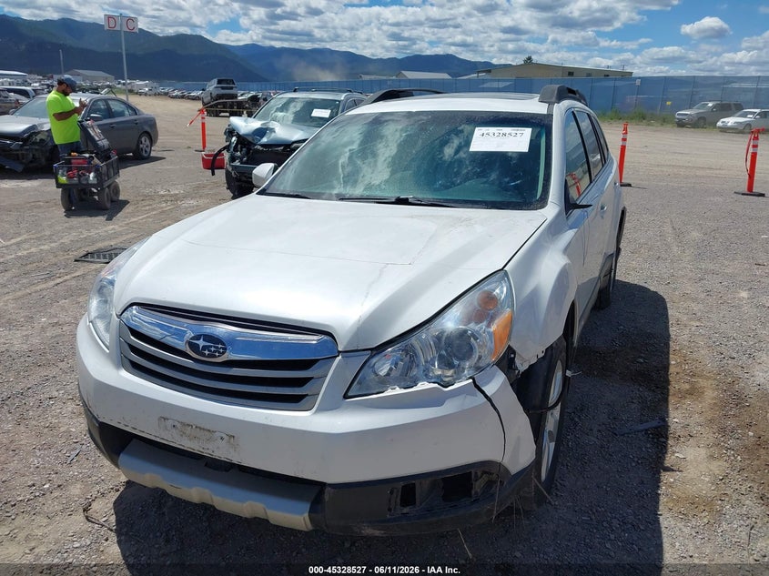 2012 SUBARU OUTBACK auction photo 6