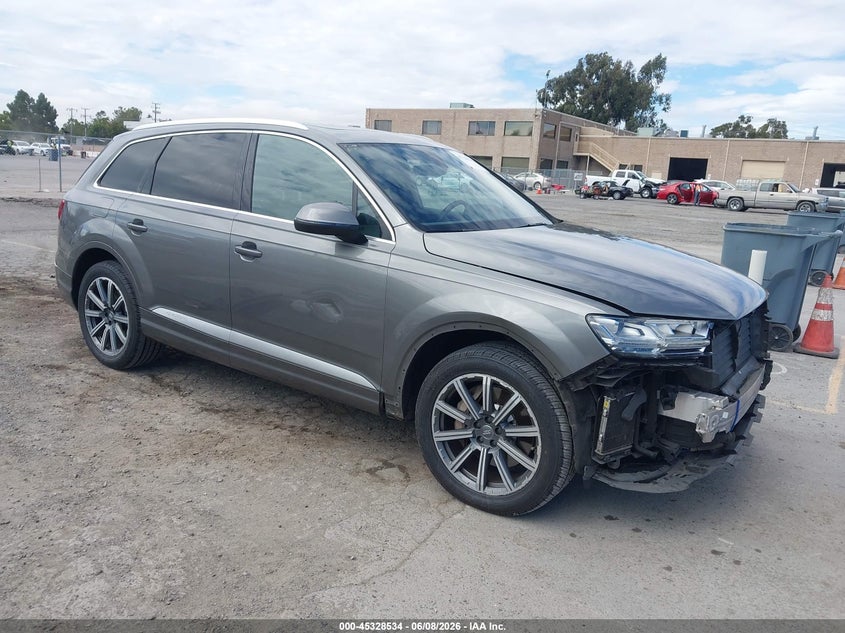 Vin: wa1laaf7xhd021506, lot: 45826467, audi q7 3.0t premium 2017 img_1