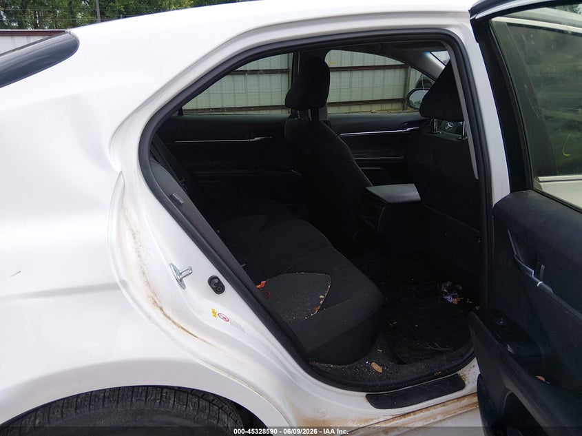 2018 TOYOTA CAMRY auction photo 8