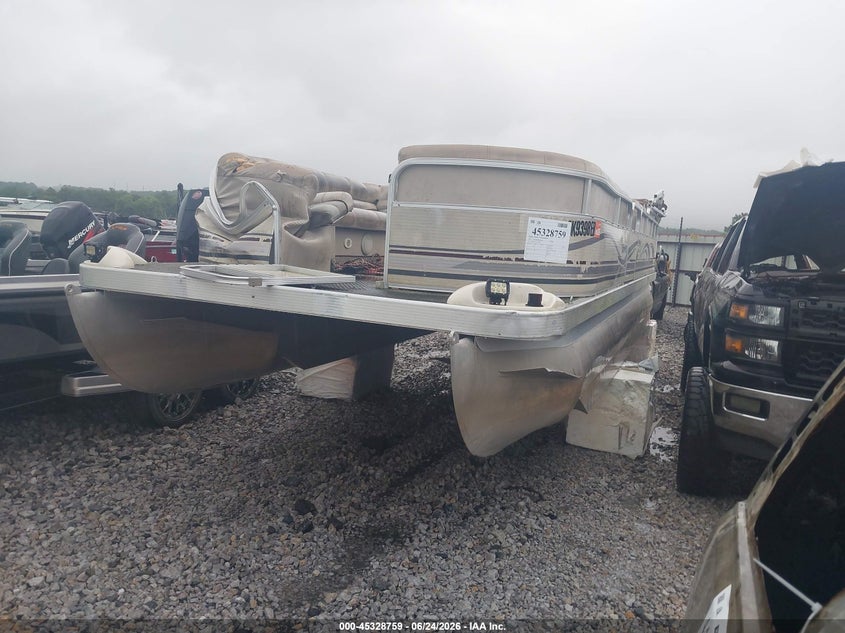 2002 BENNINGTON 2550RL auction photo 2