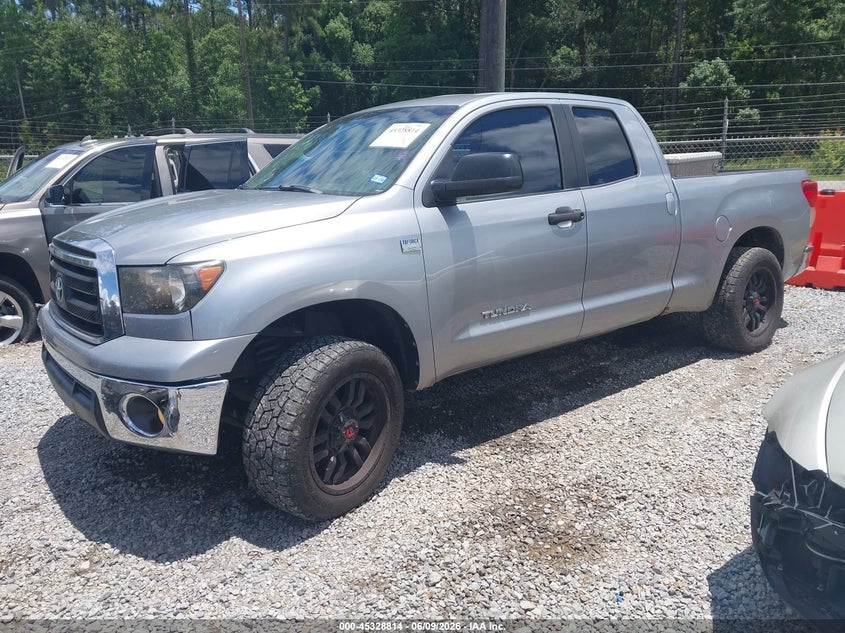 2010 TOYOTA TUNDRA auction photo 2