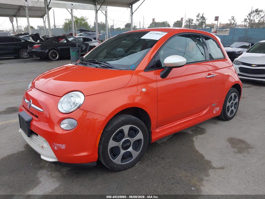 VIN: 3C3CFFGE1HT547748 2017 FIAT 500E BATTERY ELECTRIC