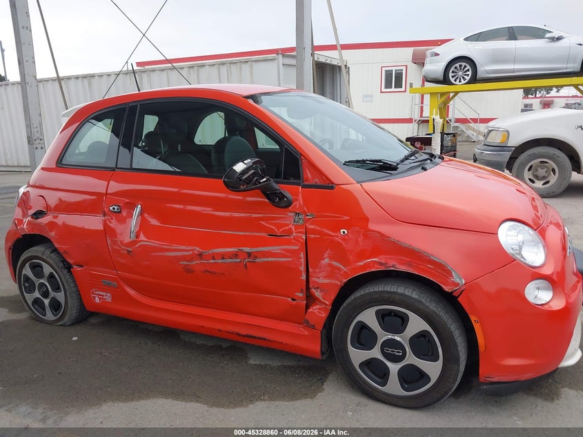 2017 Fiat 500E Battery Electric VIN: 3C3CFFGE1HT547748 Lot: 45328860