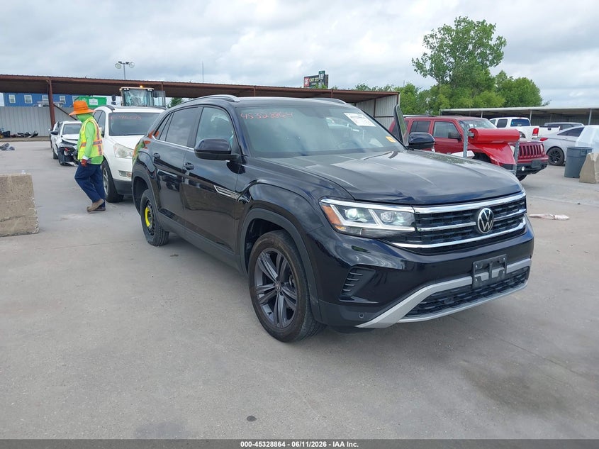 2021 Volkswagen Atlas Cross Sport 2.0T Se W/Technology VIN: 1V2JC2CA2MC222053 Lot: 45328864