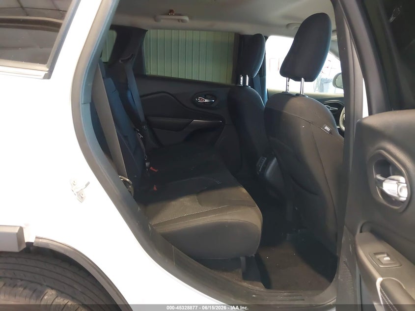 2019 Jeep Cherokee Latitude 4X4 VIN: 1C4PJMCX9KD216615 Lot: 45328877